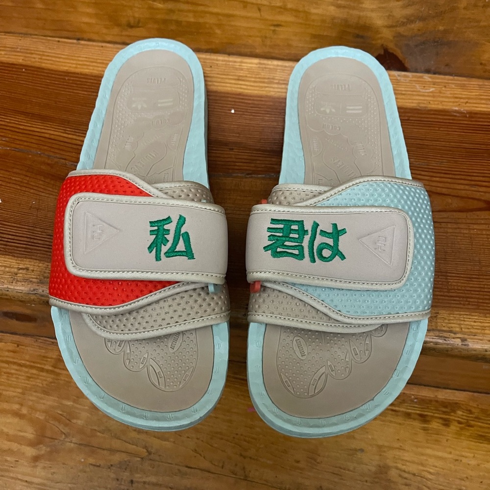 Pharrell Adidas HU Chancletas